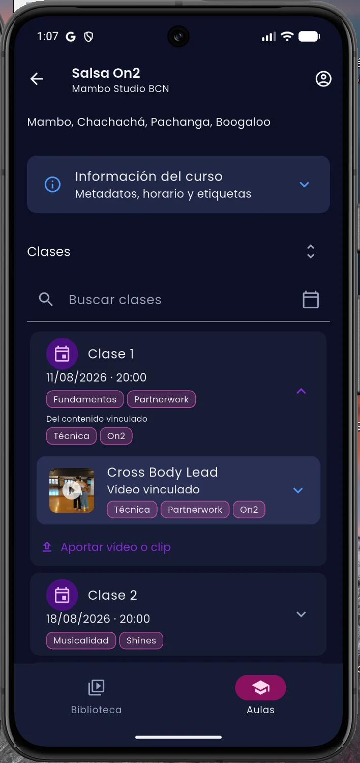 Detalle de un curso de salsa con clases y contenido vinculado